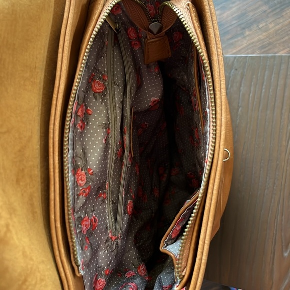 Joy Susan Backpack - Picture 2 of 3